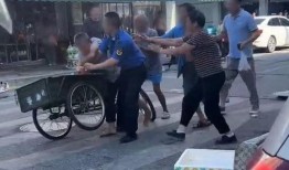 黑心摊贩爆料案件视频大全,案件视频大全深度剖析